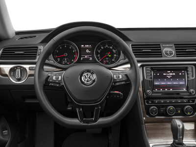 2018 Volkswagen Passat 2.0T SE 4dr Sedan w/Technology