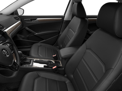 2018 Volkswagen Passat 2.0T SE 4dr Sedan w/Technology