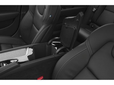 2021 Volvo S90 T6 Momentum AWD 4dr Sedan