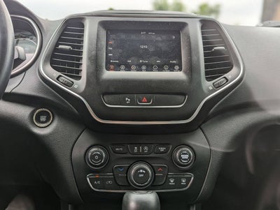 2019 Jeep Cherokee Latitude Plus 4dr SUV