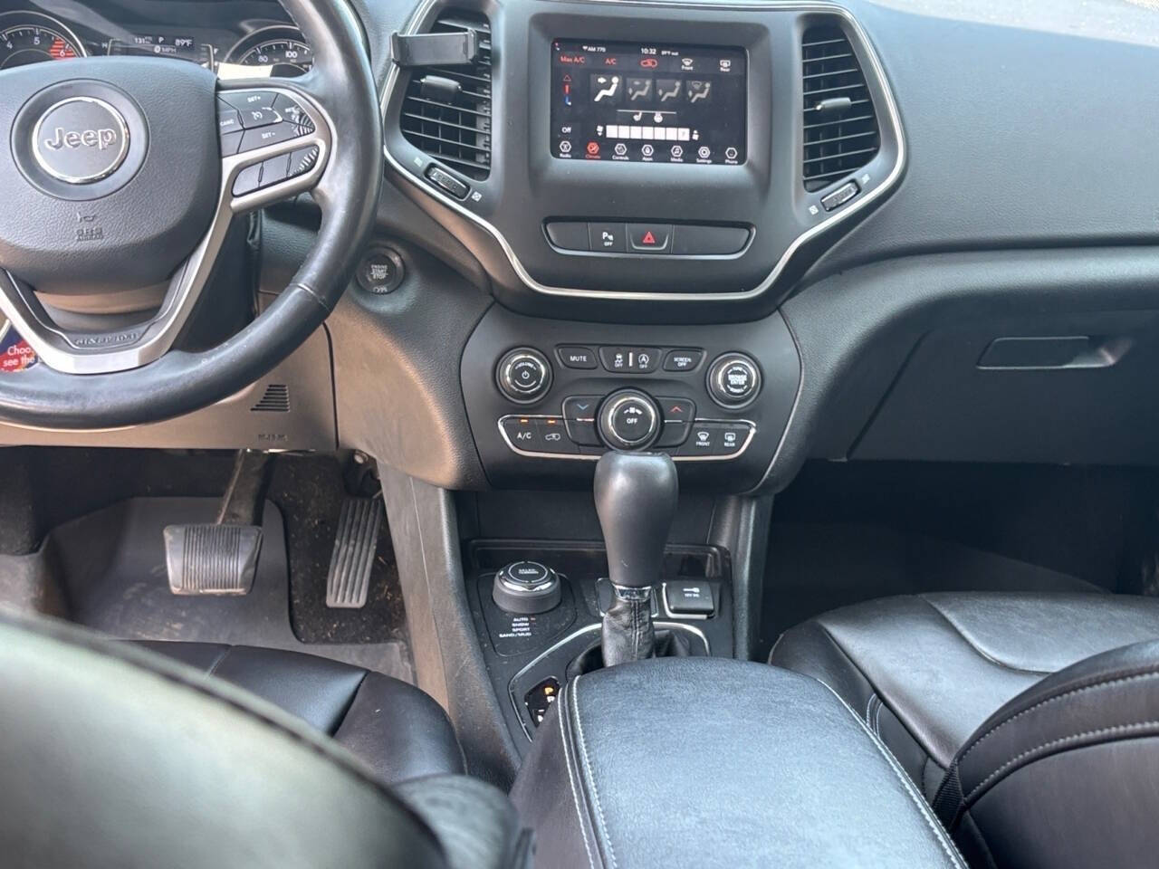 2019 Jeep Cherokee Latitude Plus 4x4 4dr SUV