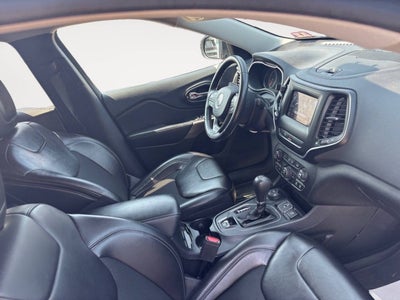 2019 Jeep Cherokee Latitude Plus 4x4 4dr SUV