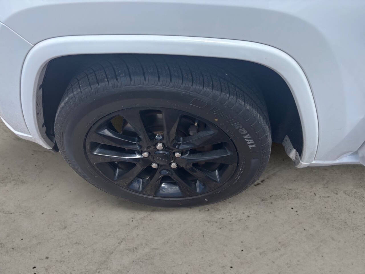2019 Jeep Grand Cherokee Altitude 4x4 4dr SUV