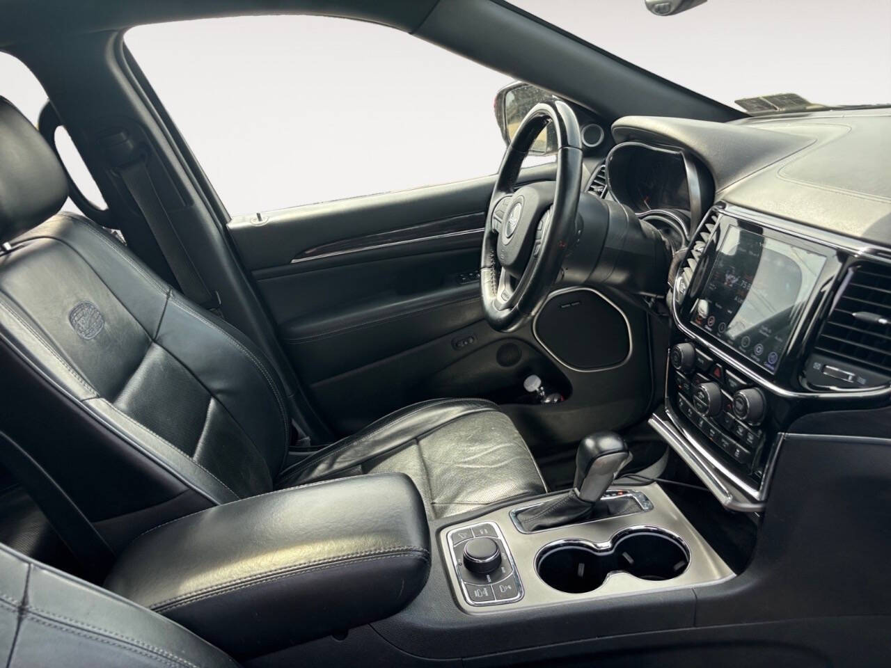 2019 Jeep Grand Cherokee Overland 4x4 4dr SUV