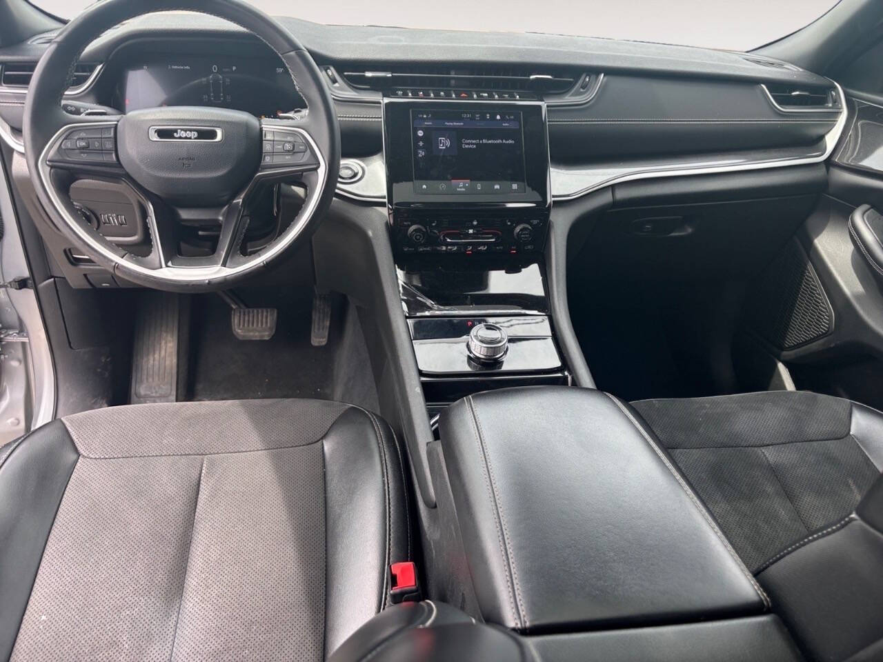 2023 Jeep Grand Cherokee L Altitude 4x4 4dr SUV