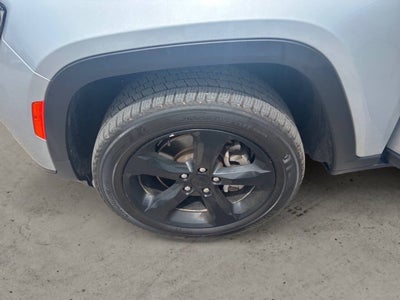 2023 Jeep Grand Cherokee L Altitude 4x4 4dr SUV