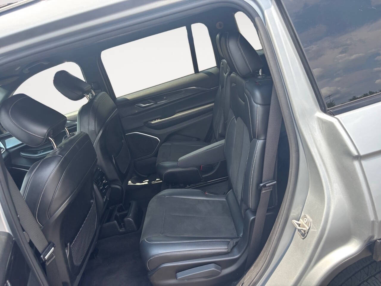 2021 Jeep Grand Cherokee L Altitude 4x4 4dr SUV