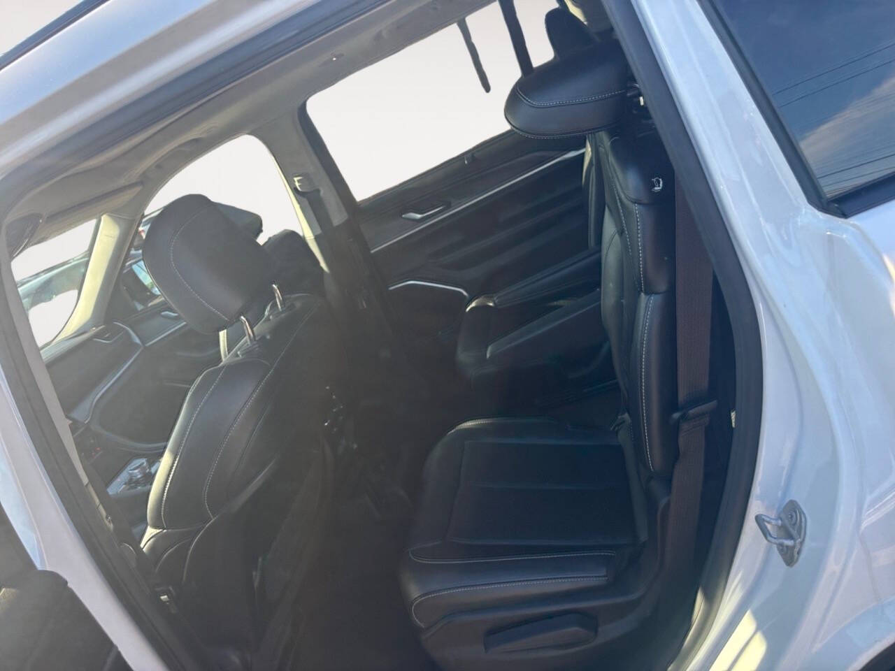2023 Jeep Grand Cherokee L Limited 4x4 4dr SUV