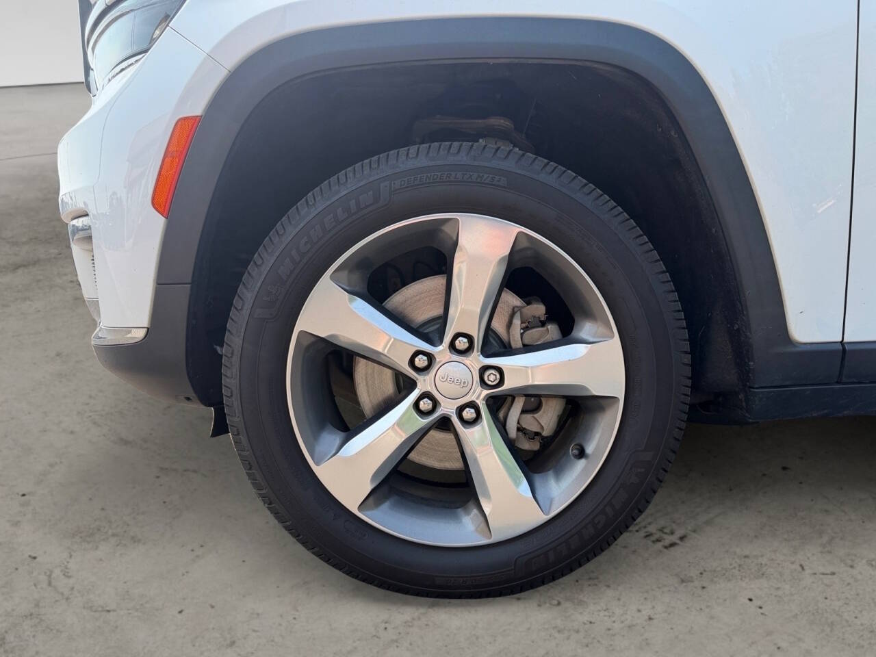 2022 Jeep Grand Cherokee L Limited 4x4 4dr SUV