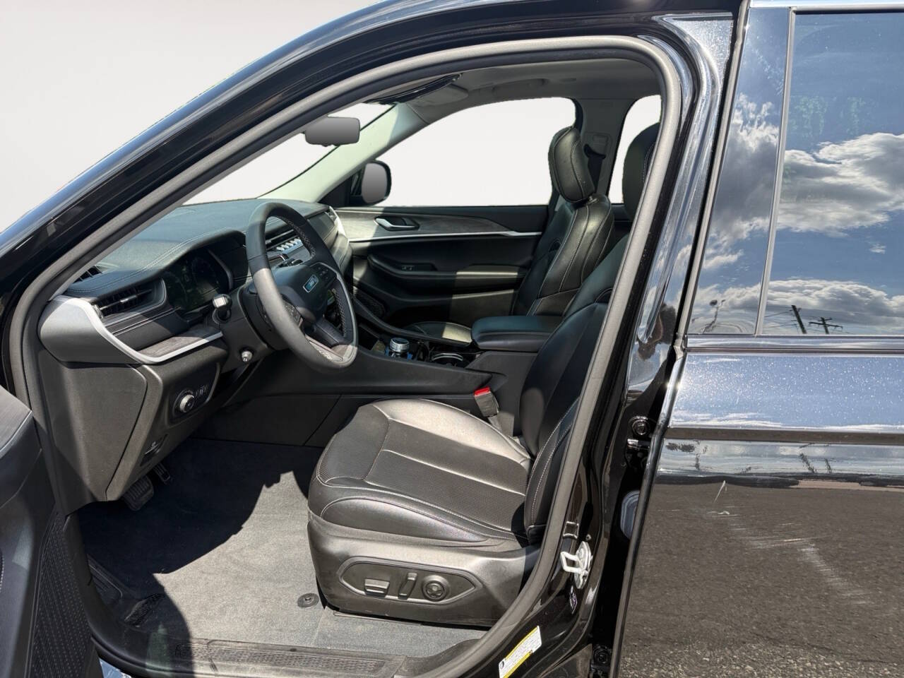2023 Jeep Grand Cherokee L Limited 4x4 4dr SUV