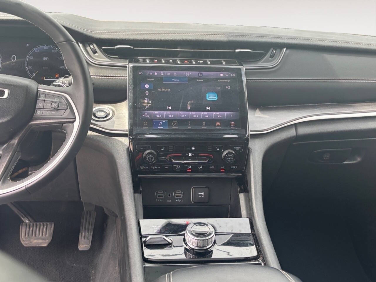 2023 Jeep Grand Cherokee L Limited 4x4 4dr SUV