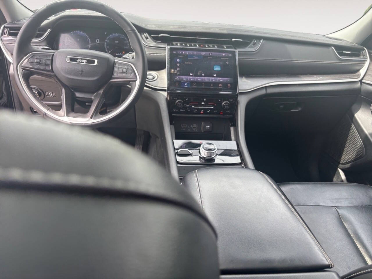 2023 Jeep Grand Cherokee L Limited 4x4 4dr SUV
