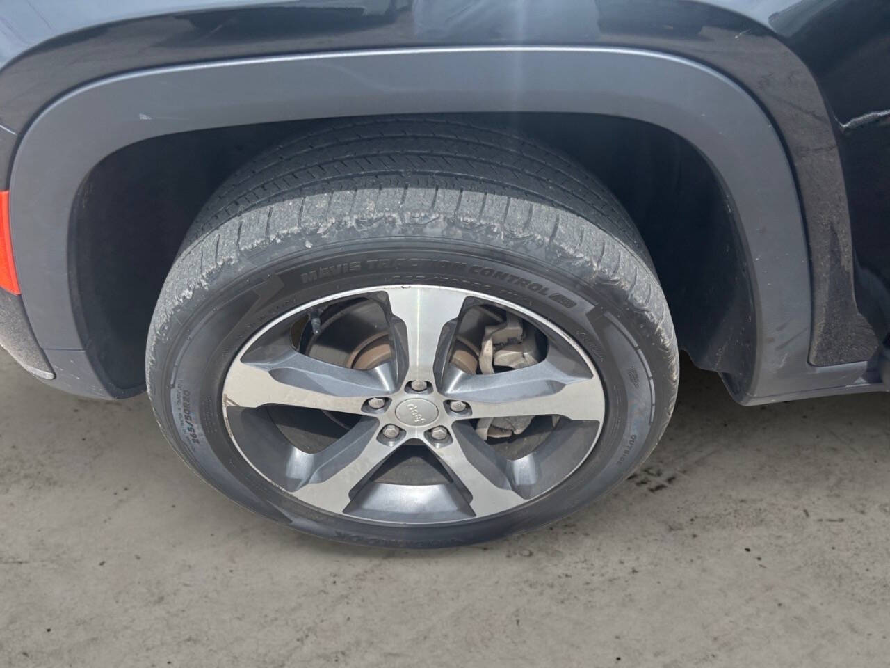 2023 Jeep Grand Cherokee L Limited 4x4 4dr SUV