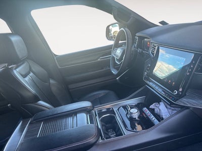 2024 Jeep Wagoneer L Series II 4x4 4dr SUV