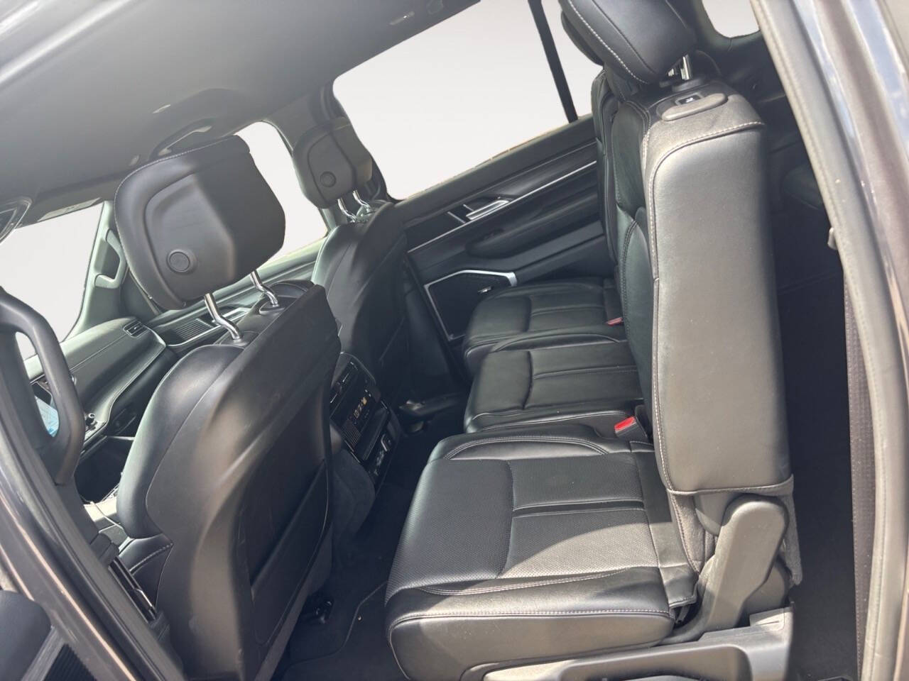 2024 Jeep Wagoneer L Series II 4x4 4dr SUV