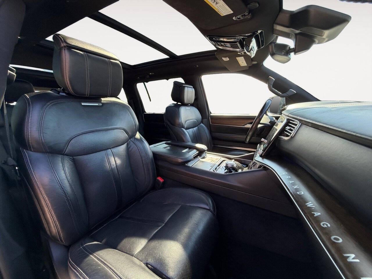 2022 Jeep Grand Wagoneer Series I 4x4 4dr SUV
