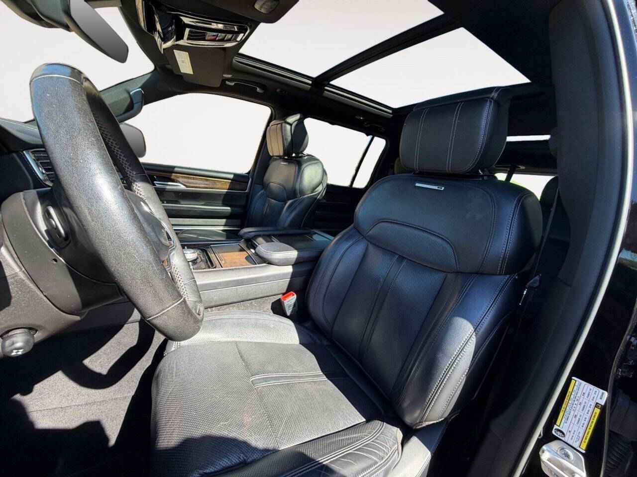2022 Jeep Grand Wagoneer Series I 4x4 4dr SUV