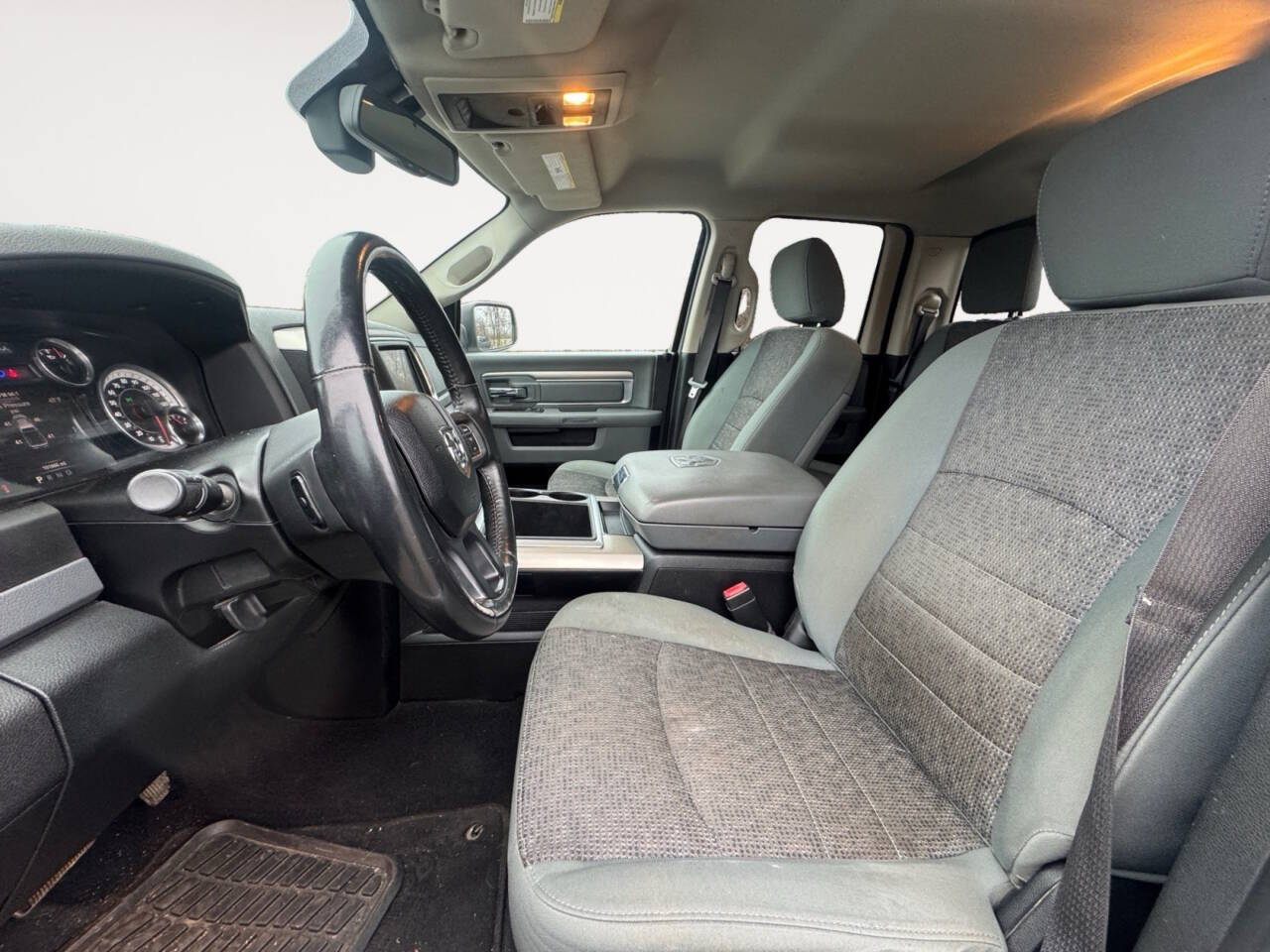 2015 RAM 1500 Big Horn 4x4 4dr Quad Cab 6.3 ft. SB Pickup