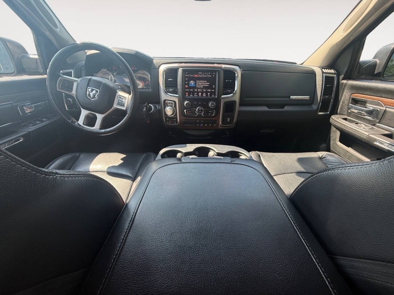 2017 RAM 1500 Laramie 4x4 4dr Quad Cab 6.3 ft. SB Pickup