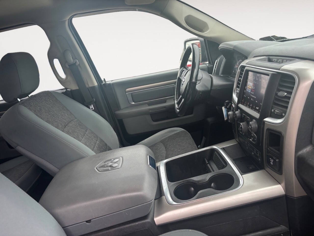 2018 RAM 1500 Big Horn 4x4 4dr Crew Cab 5.5 ft. SB Pickup