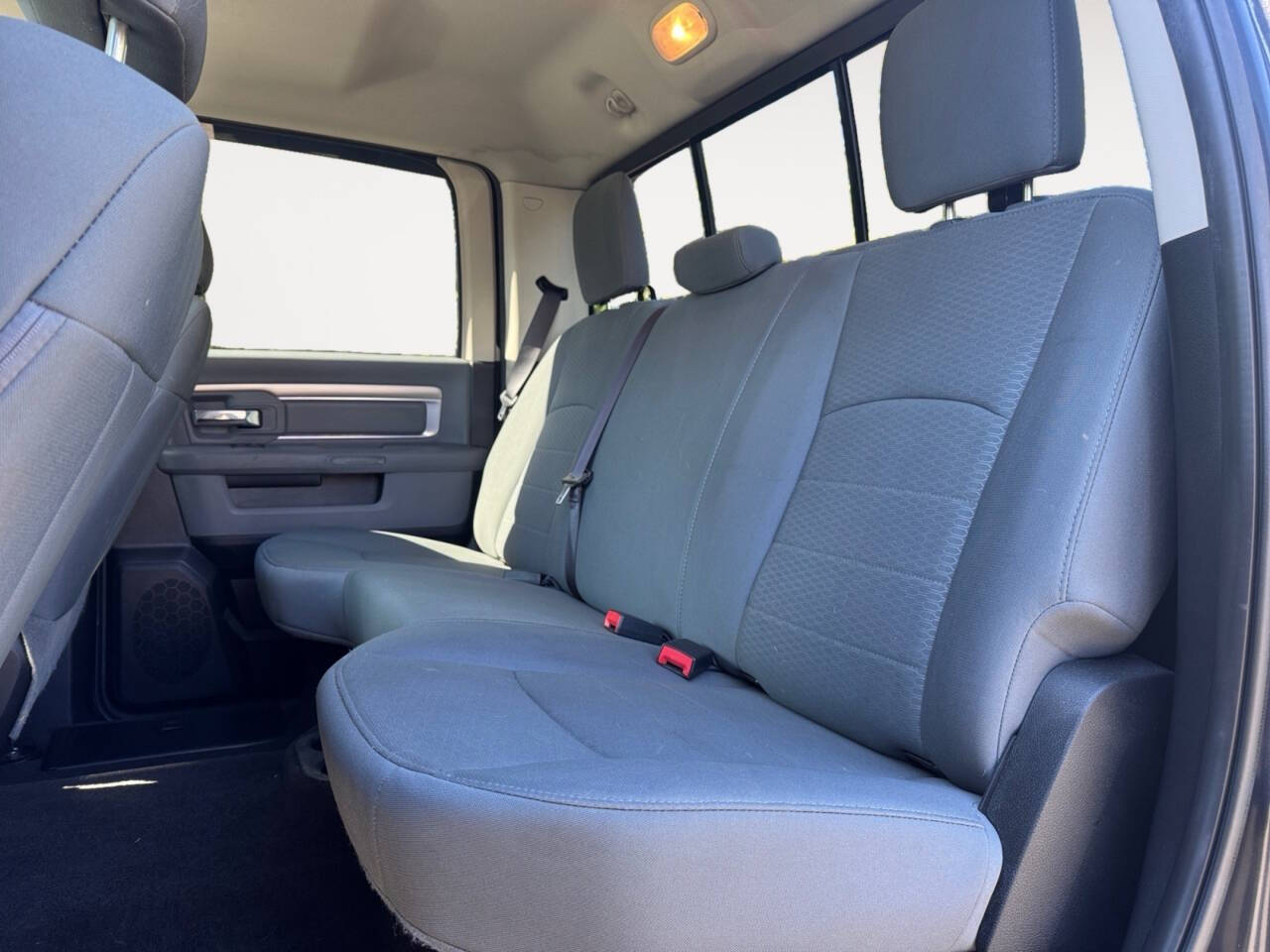 2017 RAM 1500 SLT 4x4 4dr Crew Cab 5.5 ft. SB Pickup