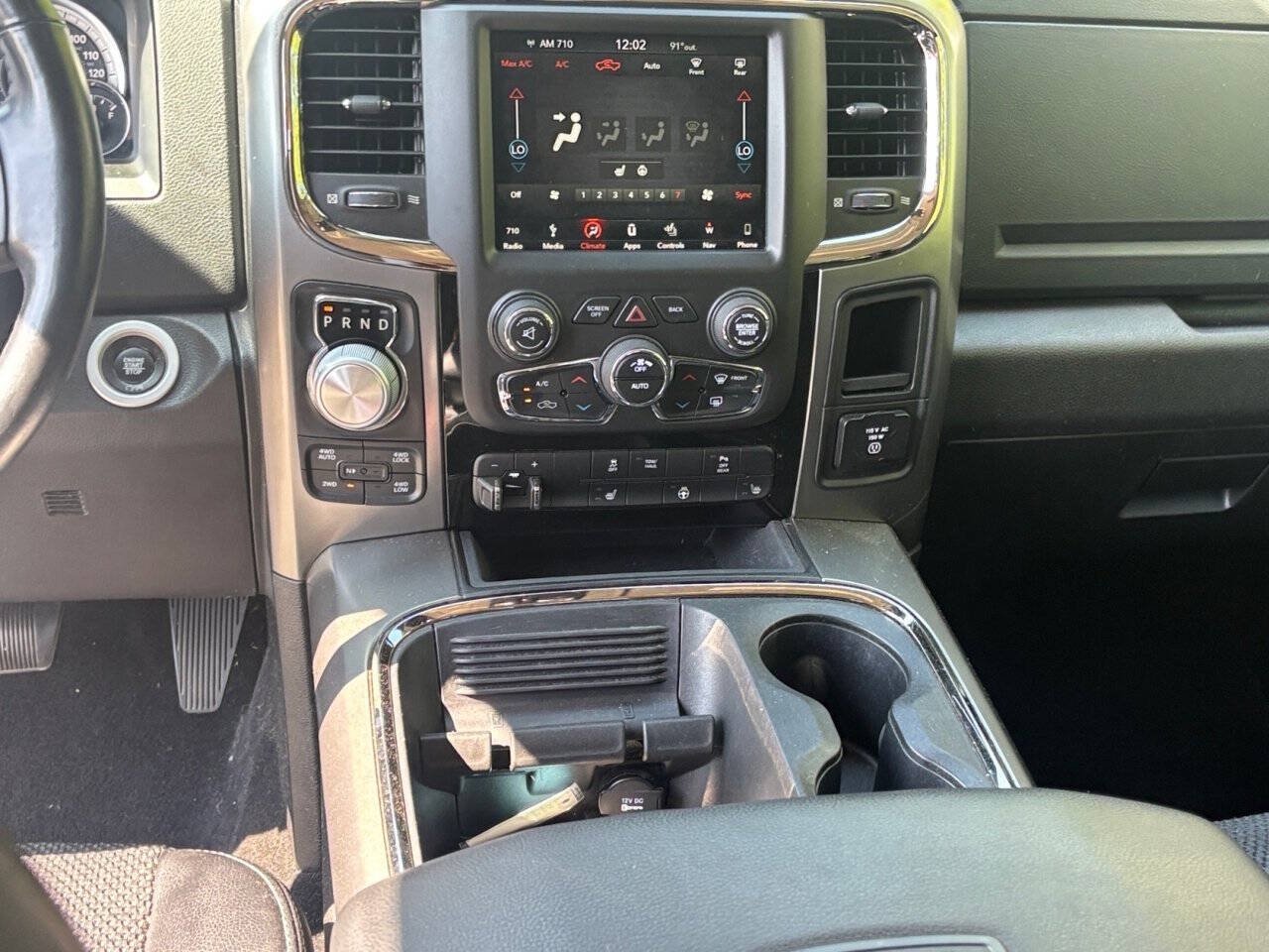 2018 RAM 1500 Night 4x4 4dr Crew Cab 5.5 ft. SB Pickup