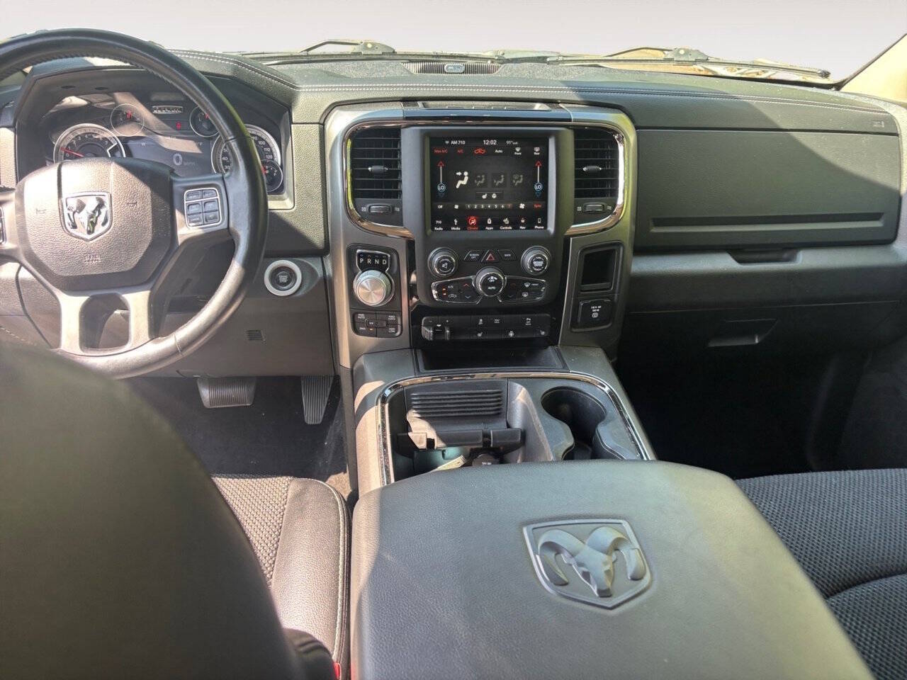 2018 RAM 1500 Night 4x4 4dr Crew Cab 5.5 ft. SB Pickup
