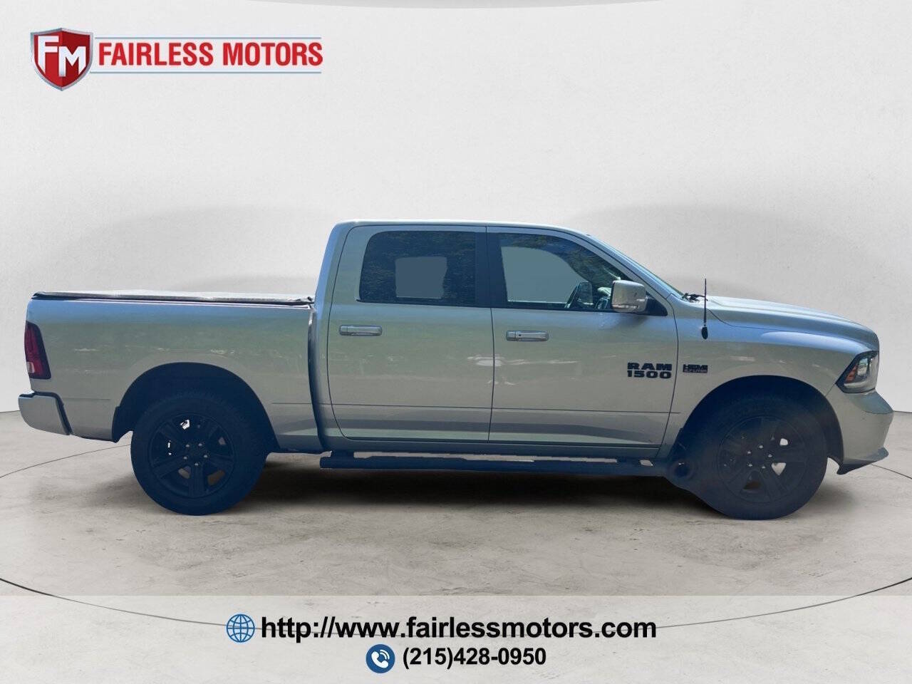 2018 RAM 1500 Night 4x4 4dr Crew Cab 5.5 ft. SB Pickup