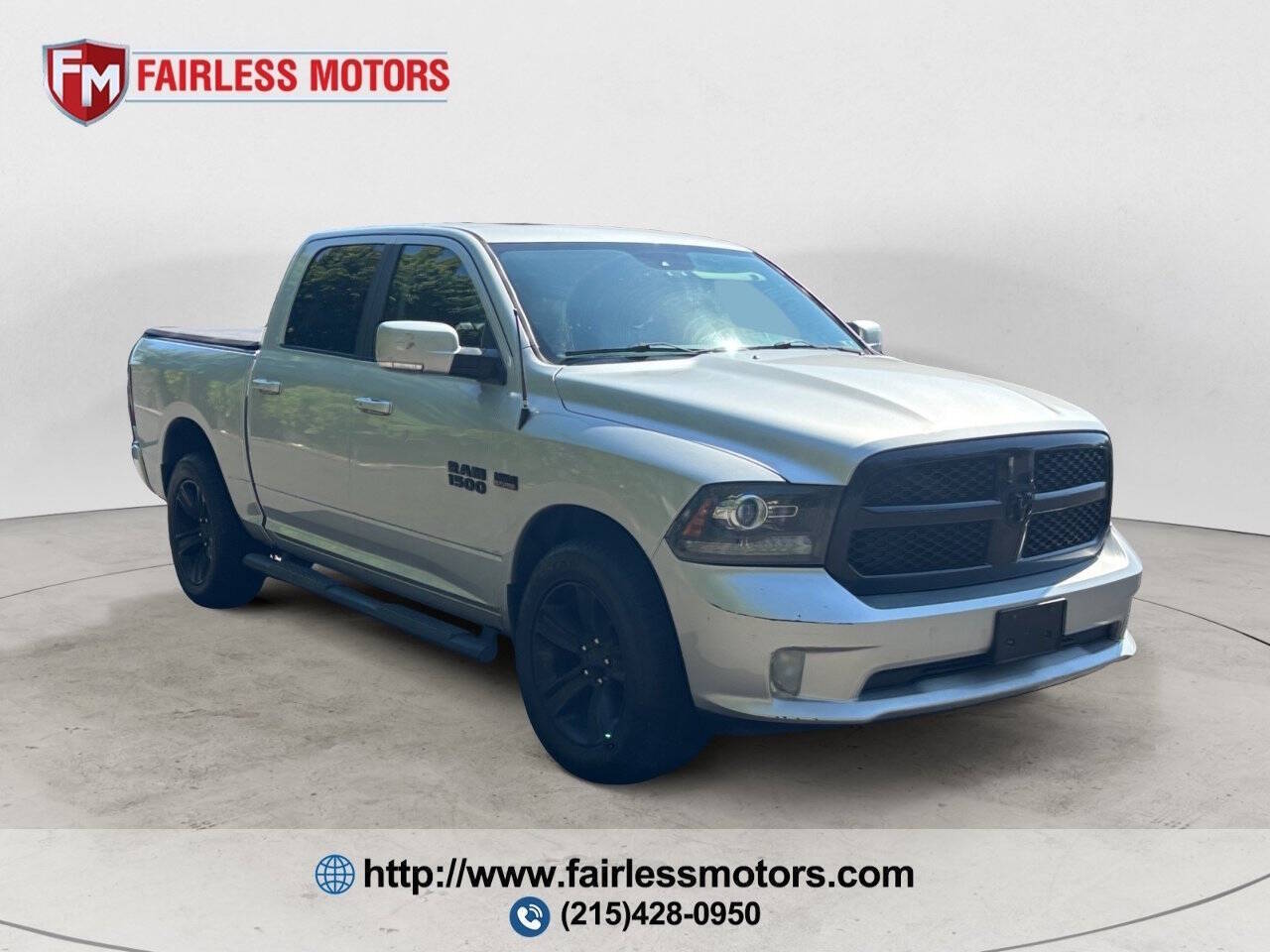 2018 RAM 1500 Night 4x4 4dr Crew Cab 5.5 ft. SB Pickup