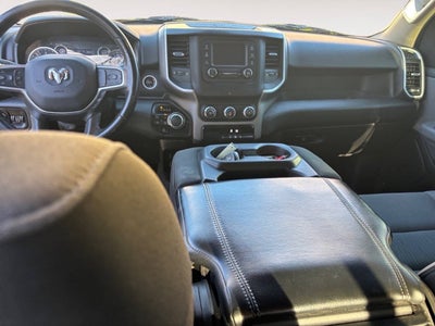 2019 RAM 1500 Big Horn 4x4 4dr Crew Cab 5.6 ft. SB Pickup