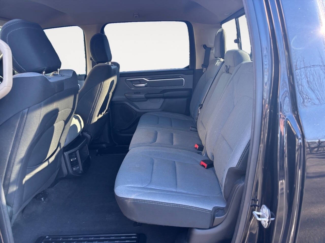 2019 RAM 1500 Big Horn 4x4 4dr Crew Cab 5.6 ft. SB Pickup