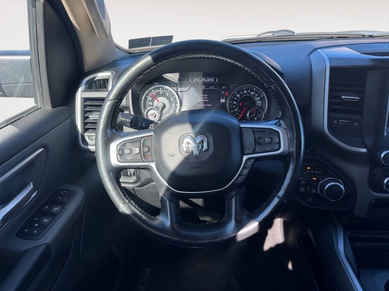 2020 RAM 1500 Big Horn 4x4 4dr Crew Cab 5.6 ft. SB Pickup