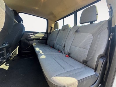 2020 RAM 1500 Big Horn 4x4 4dr Crew Cab 5.6 ft. SB Pickup