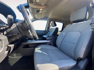 2020 RAM 1500 Big Horn 4x4 4dr Crew Cab 5.6 ft. SB Pickup