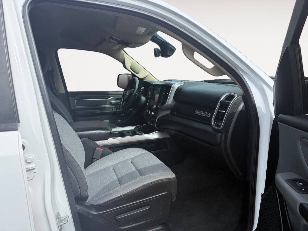 2019 RAM 1500 Big Horn 4x4 4dr Crew Cab 5.6 ft. SB Pickup