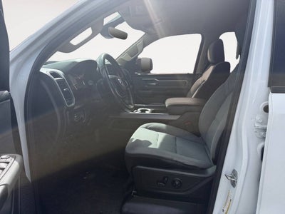 2019 RAM 1500 Big Horn 4x4 4dr Crew Cab 5.6 ft. SB Pickup
