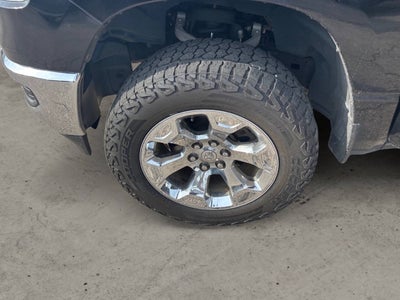 2019 RAM 1500 Big Horn 4x4 4dr Crew Cab 5.6 ft. SB Pickup