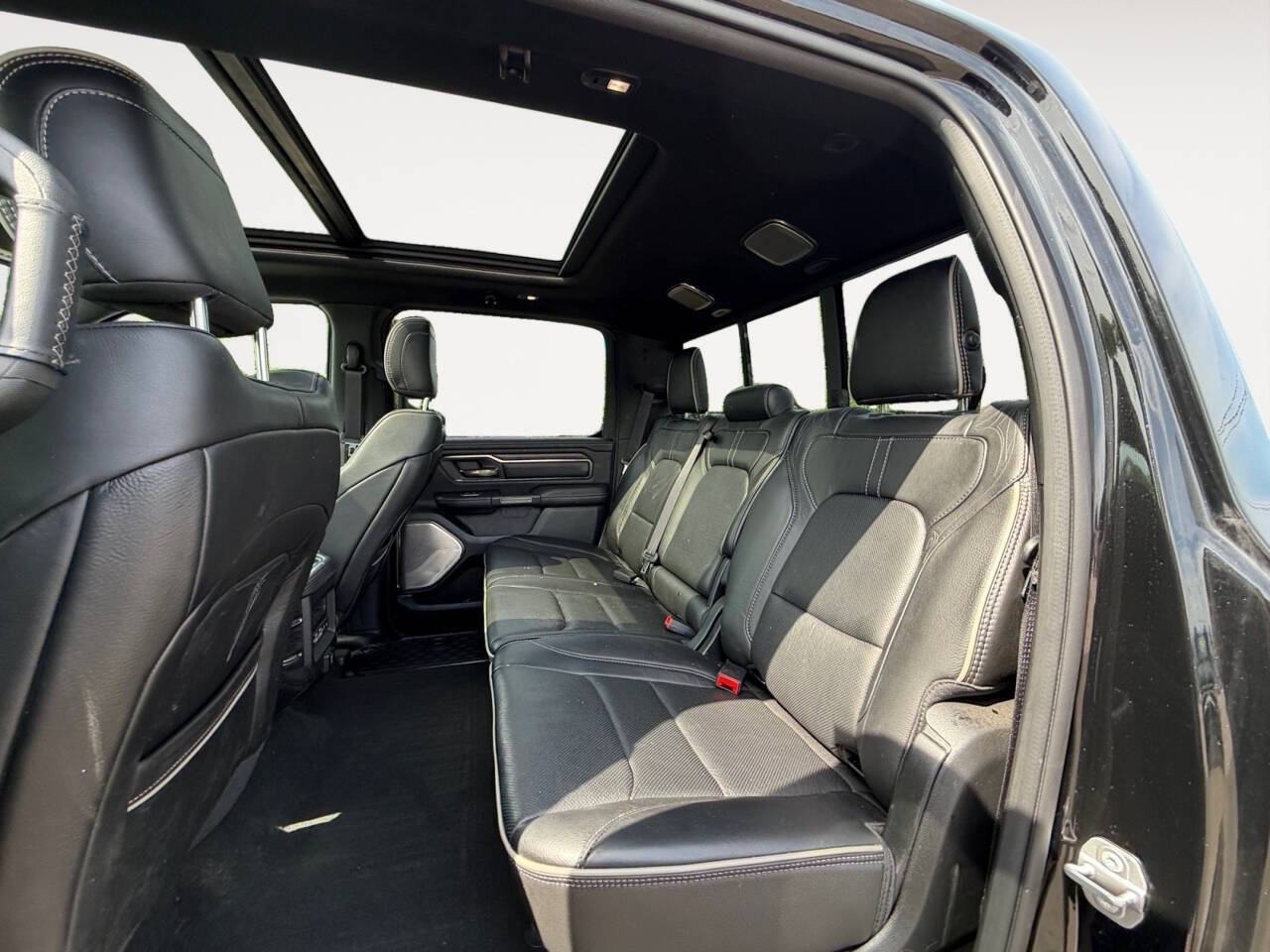 2021 RAM 1500 Limited 4x4 4dr Crew Cab 5.6 ft. SB Pickup