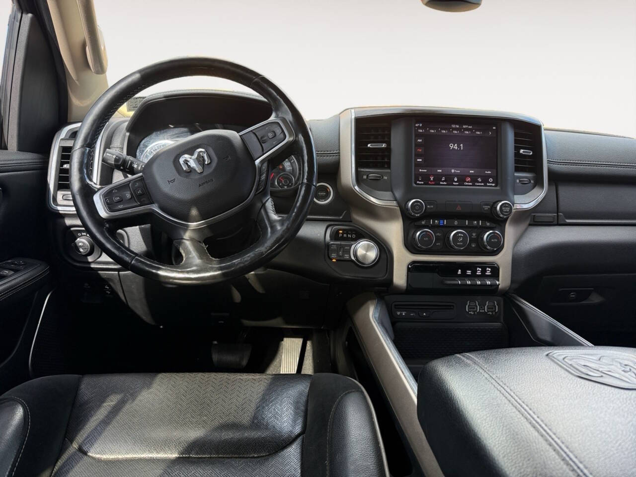 2019 RAM 1500 Laramie 4x4 4dr Crew Cab 5.6 ft. SB Pickup