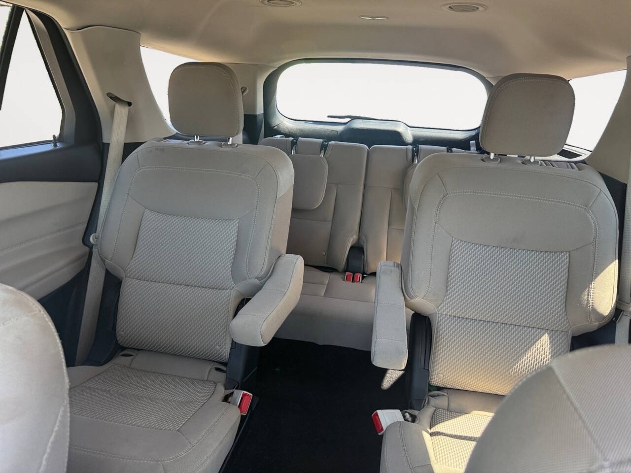 2023 Ford Explorer XLT AWD 4dr SUV