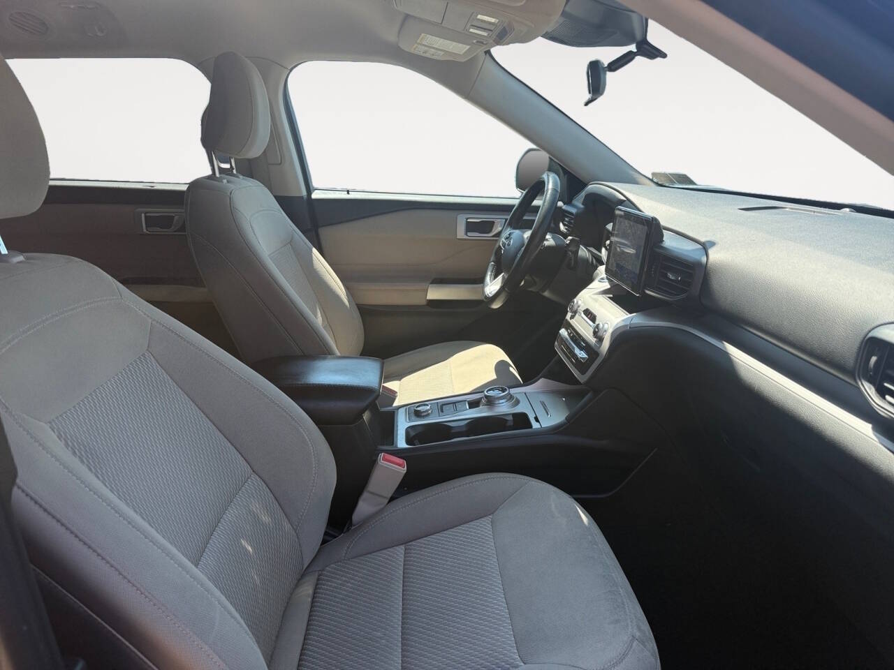 2023 Ford Explorer XLT AWD 4dr SUV