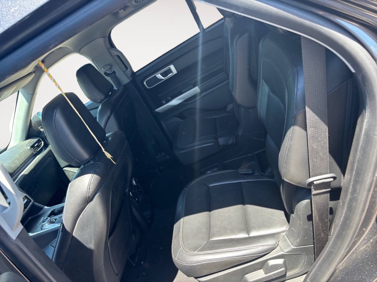 2020 Ford Explorer XLT AWD 4dr SUV