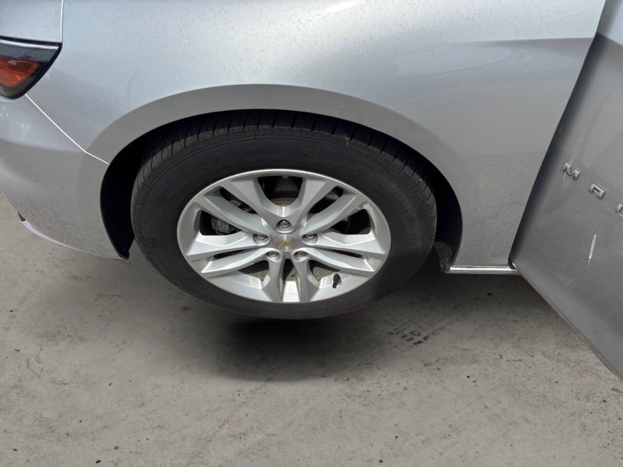 2017 Chevrolet Malibu LT 4dr Sedan