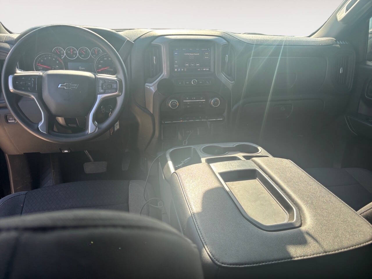 2022 Chevrolet Silverado 1500 Limited Custom 4x4 4dr Crew Cab 5.8 ft. SB