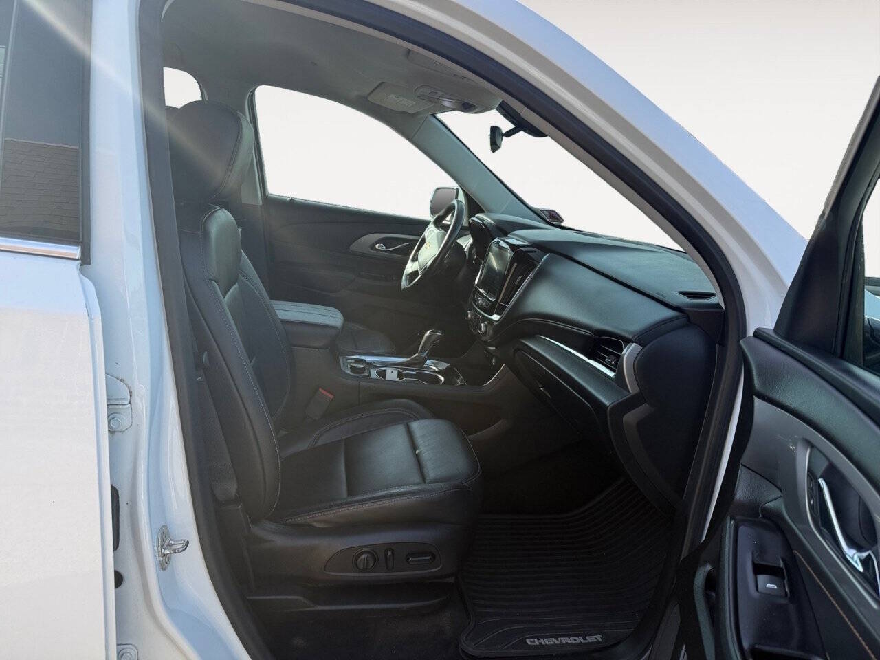 2020 Chevrolet Traverse LT Leather 4x4 4dr SUV