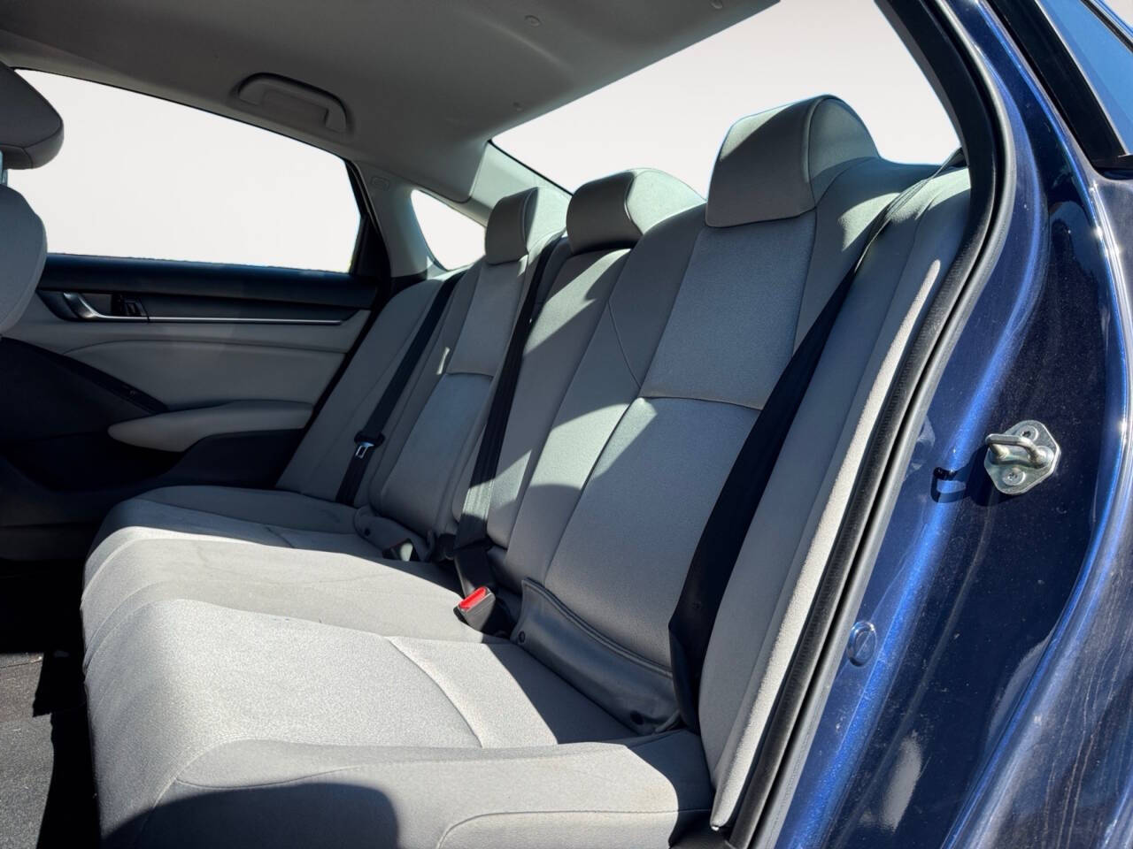 2019 Honda Accord LX 4dr Sedan