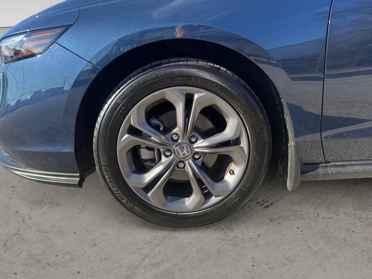 2024 Honda Accord EX 4dr Sedan