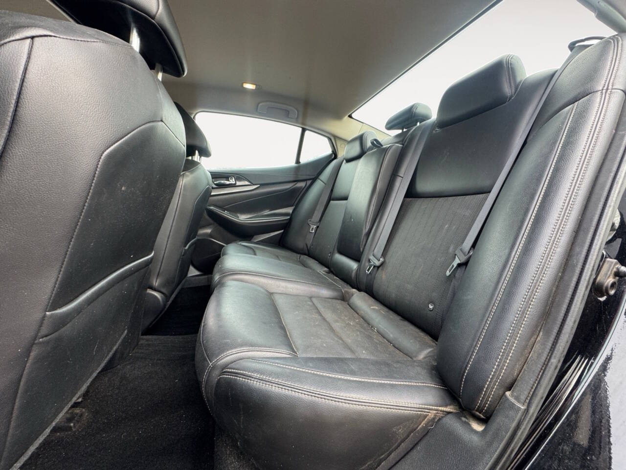 2017 Nissan Maxima 3.5 SV 4dr Sedan