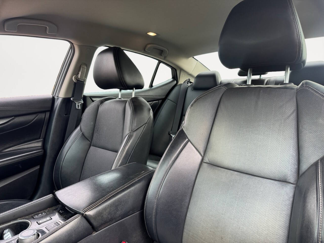 2017 Nissan Maxima 3.5 SV 4dr Sedan