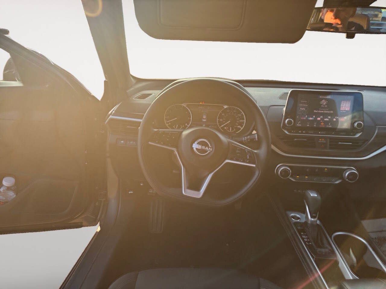 2023 Nissan Altima 2.5 SV 4dr Sedan